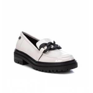 NEW XTI women's moccasins in open white